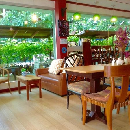 Chanchala Cafe & Hostel Hua Hin Exterior photo