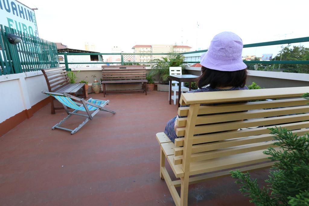 Chanchala Cafe & Hostel Hua Hin Exterior photo